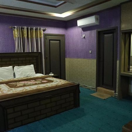 Manama Hotel Ijp 拉瓦尔品第 外观 照片