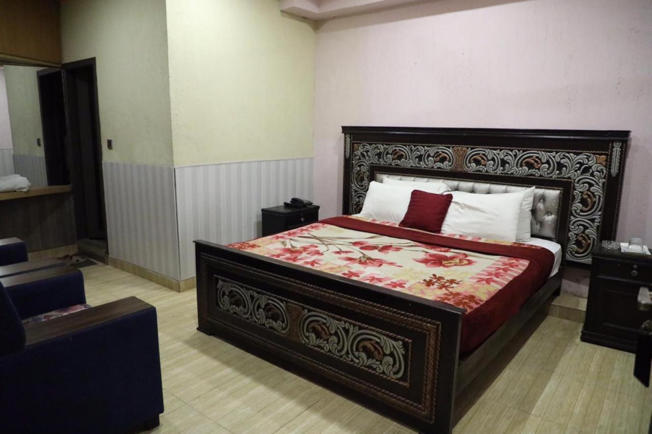 Manama Hotel Ijp 拉瓦尔品第 外观 照片